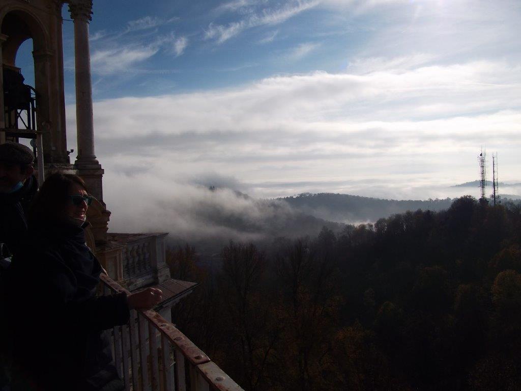 12-APPENA SOPRA LA NEBBIA