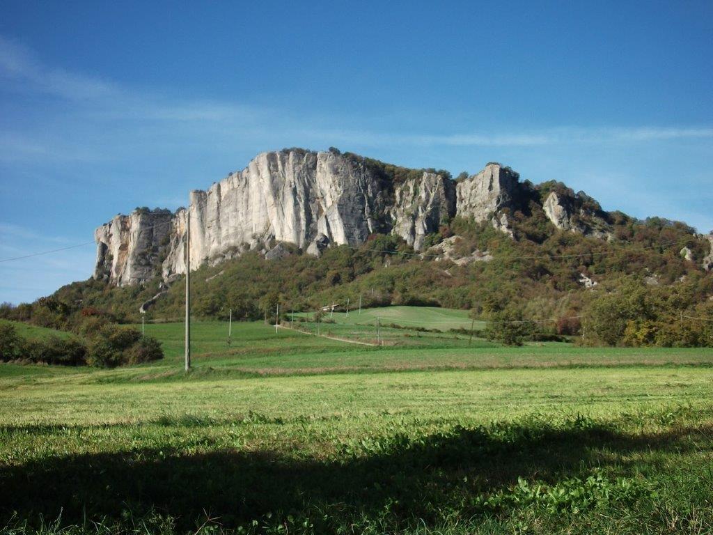 1 La Pietra di Bismantova